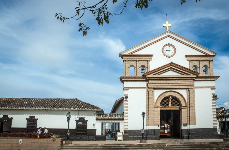 Iglesia de San Antonio de Pereira, Rionegro, Orien...