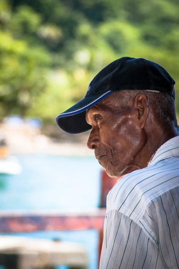 Hombre Viejo de Perfil