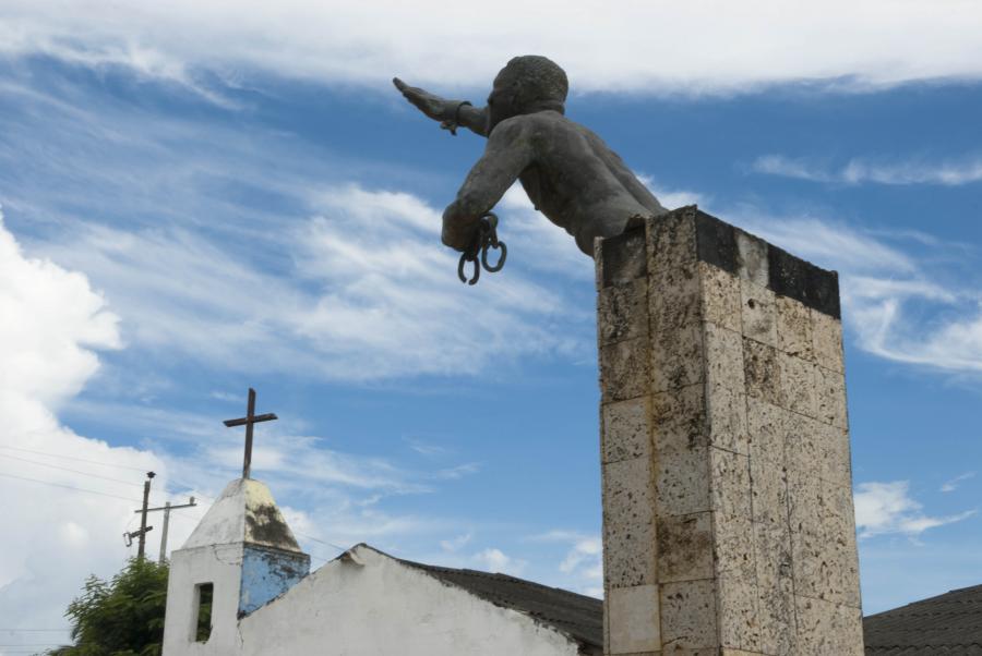 Estatua de Benko, San Basilio de Palenque, Mahates...