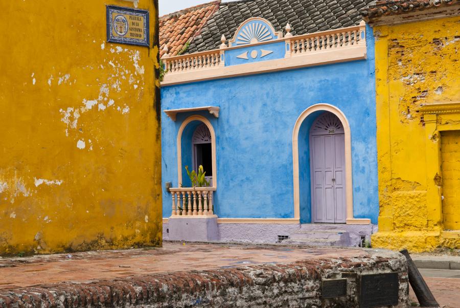 Plazuela de la Santisima Trinidad, Cartagena, Boli...