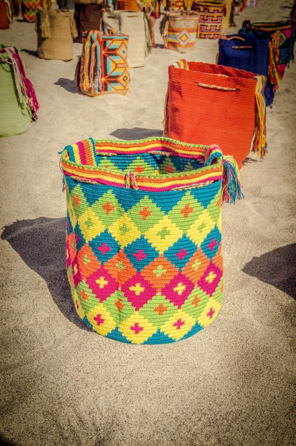 Mochilas Wayuu, Playa Bello Horizonte, Santa Marta...