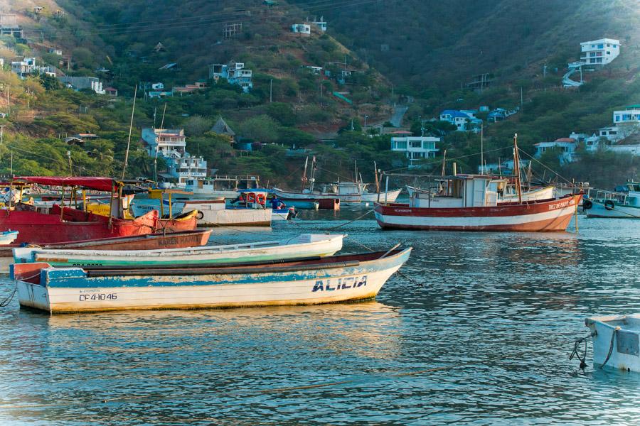 Embarcaciones en Playa Grande, Taganga, Santa Mart...