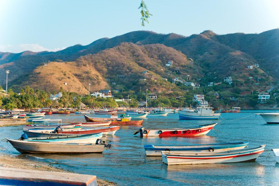 Embarcaciones en Playa Grande, Taganga, Santa Mart...