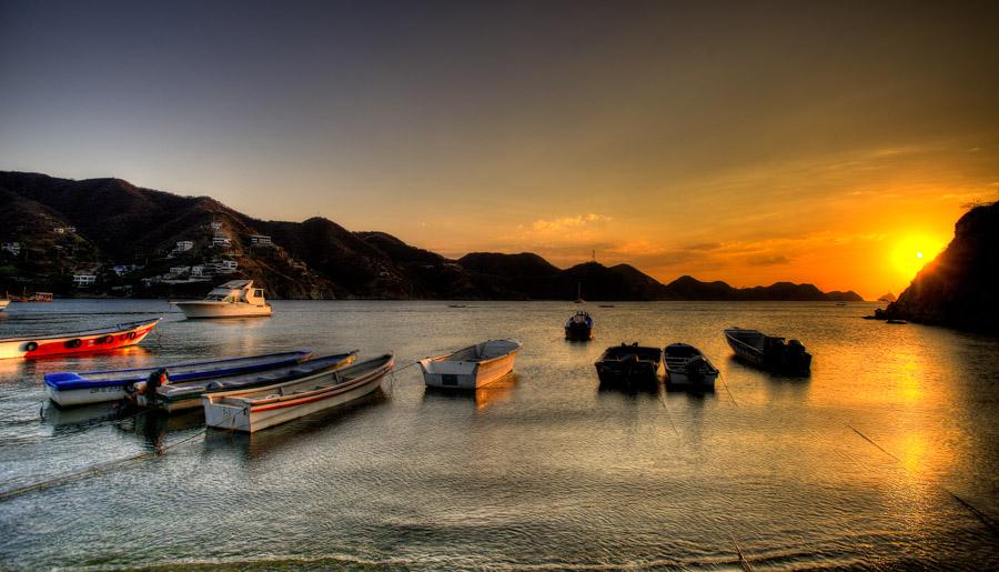 Embarcaciones en Playa Grande, Taganga, Santa Mart...