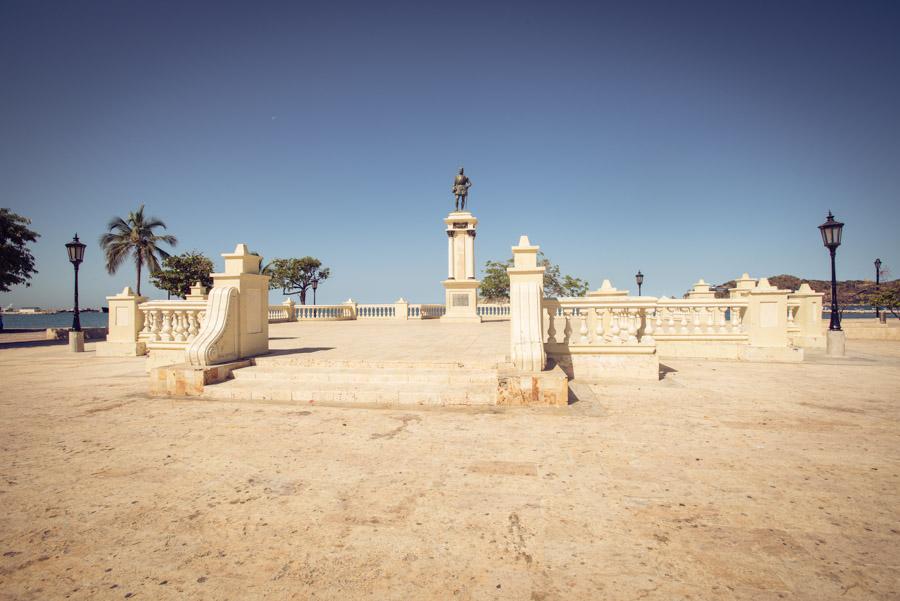 Estatua Rodrigo de Bastidas, Santa Marta, Magdalen...