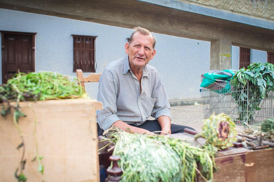 Hombre en el Mercado, El Socorro, Santander, Bucar...