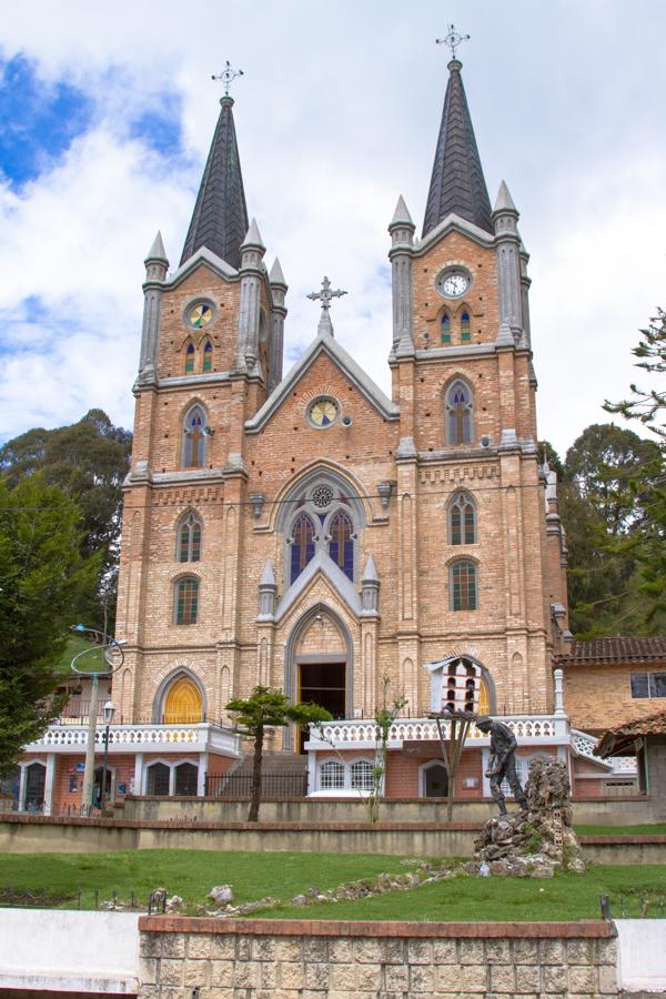 Templo de Nuestra Señora del Rosario de Belmira, ...