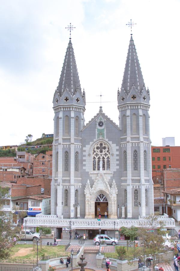 Iglesia de Nuestra Señora del Rosario, Donmatias,...