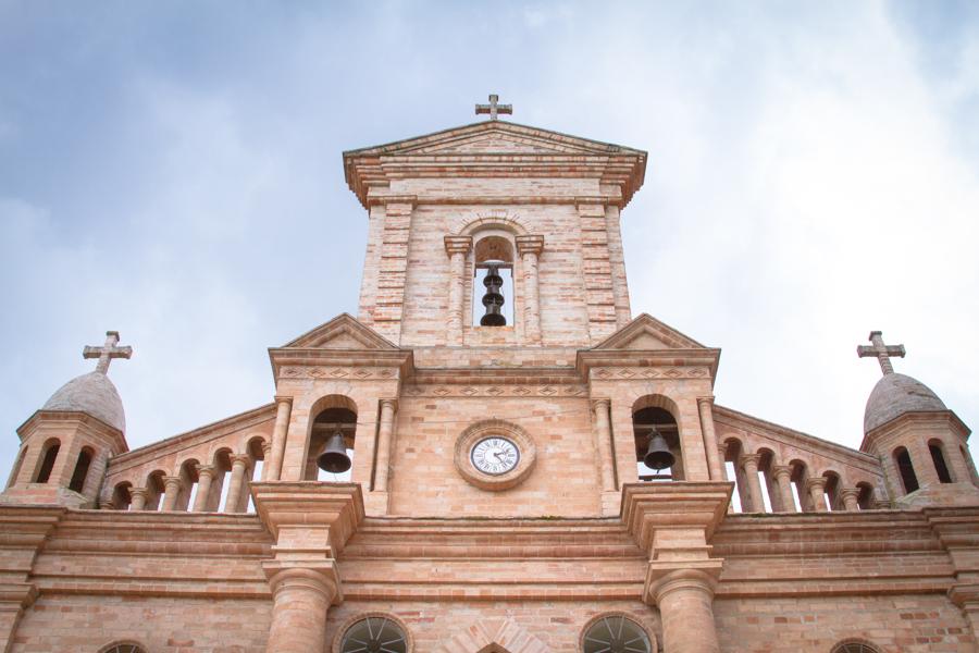 Iglesia de Nuestra Señora de los Dolores, Entrerr...