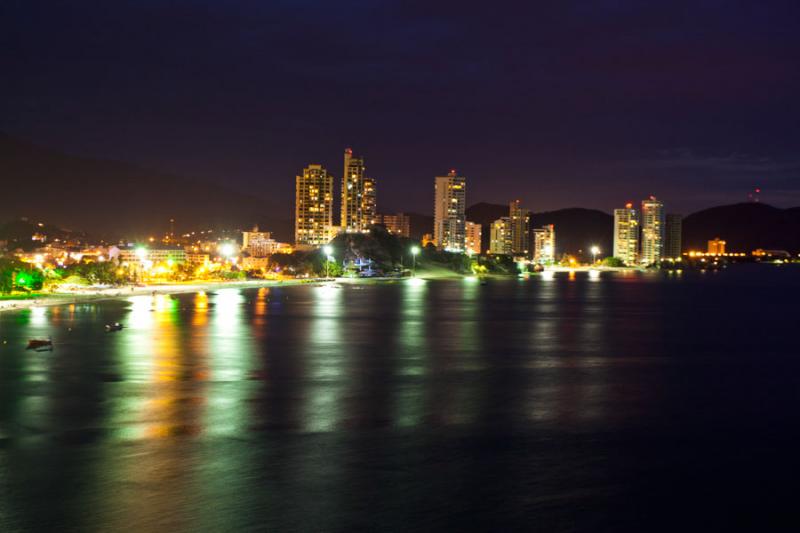 Panoramica Nocturna del Rodadero, Santa Marta, Mag...