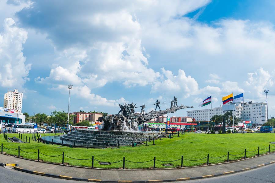 Monumento a La Solidaridad, Cali, Valle del Cauca,...