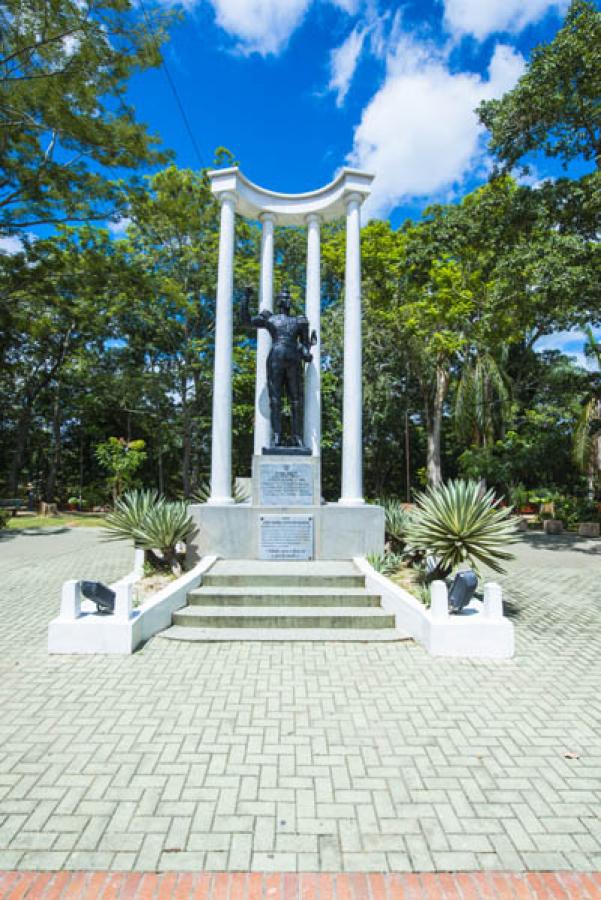 Estatua Jose Maria Cordoba Muñoz, Monteria, Cordo...