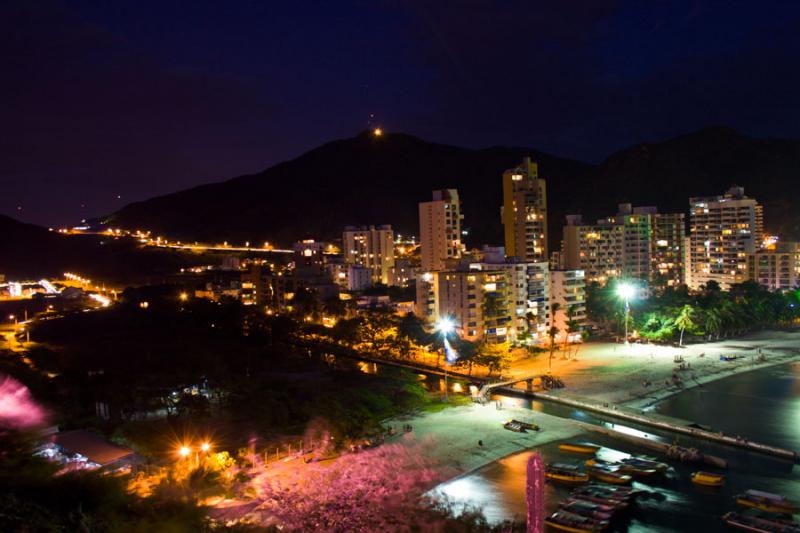 Panoramica Nocturna del Rodadero, Santa Marta, Mag...