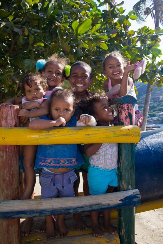 NiÃ±os en el Parque, Taganga, Santa Marta, Magda...