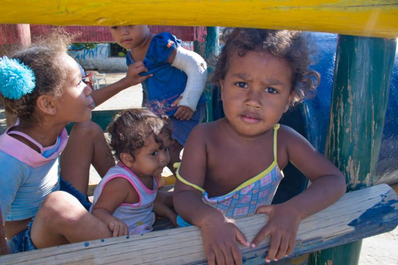 NiÃ±os en el Parque, Taganga, Santa Marta, Magda...