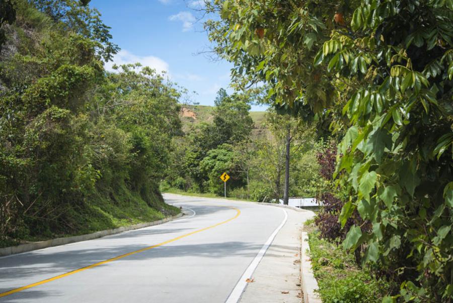 Via La Sierra - Las Rosas, Cauca, Colombia