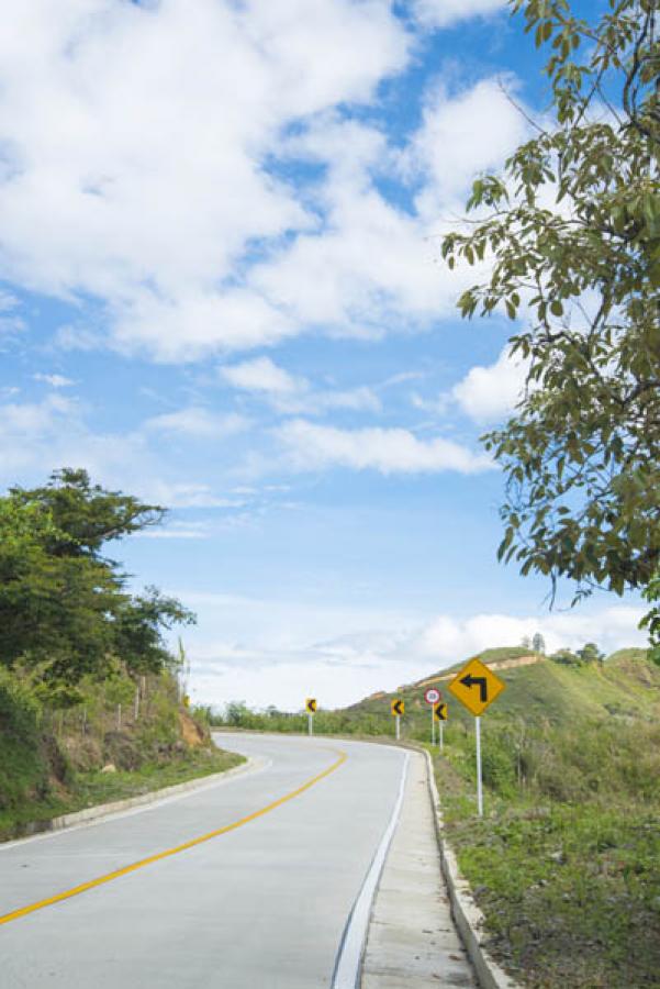 Via La Sierra - Las Rosas, Cauca, Colombia