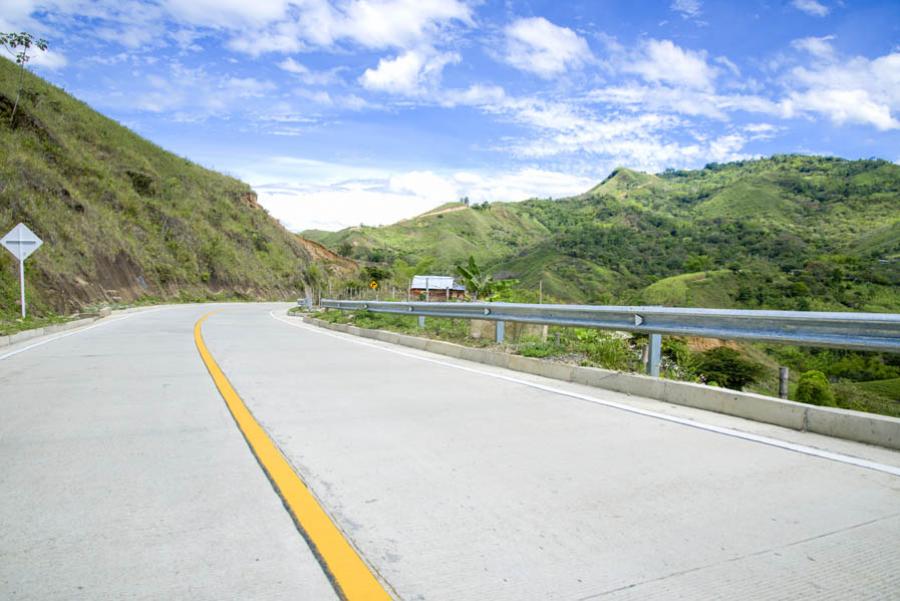 Via La Sierra - Las Rosas, Cauca, Colombia