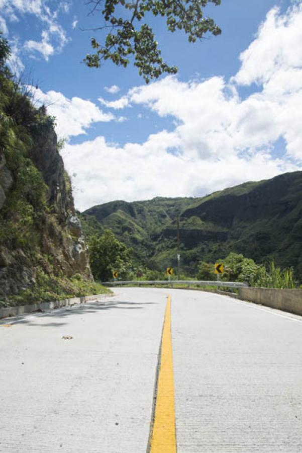 Via La Sierra - Las Rosas, Cauca, Colombia