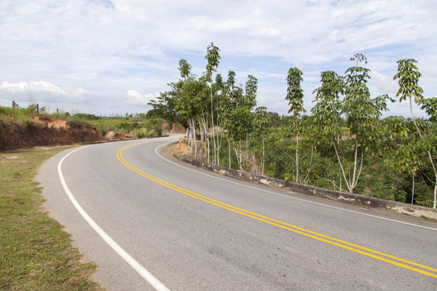 Via Caucacia-El Bagre, Antioquia, Colombia