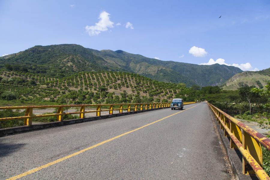 Via Santa Fe De Antioquia-Bolombolo, Antioquia, Co...