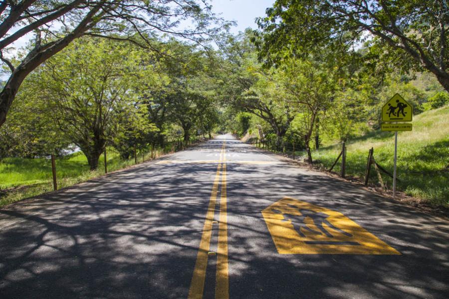 Via Santa Fe De Antioquia-Bolombolo, Antioquia, Co...