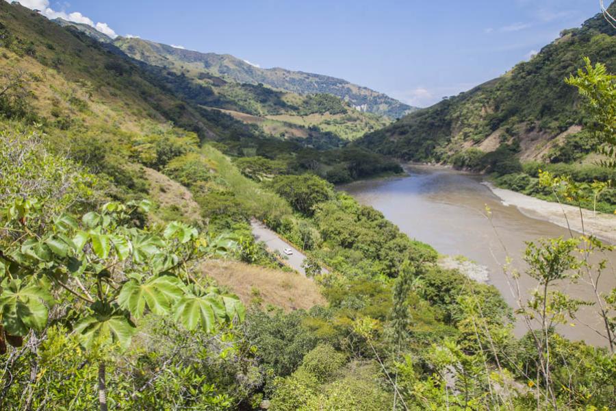 Via Santa Fe De Antioquia-Bolombolo, Antioquia, Co...