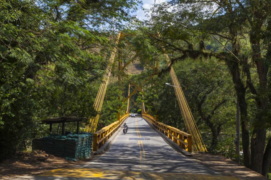 Via Santa Fe De Antioquia-Bolombolo, Antioquia, Co...