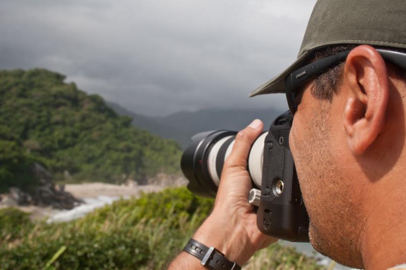 Fotografo en el Parque Nacional Tayrona, Santa Mar...