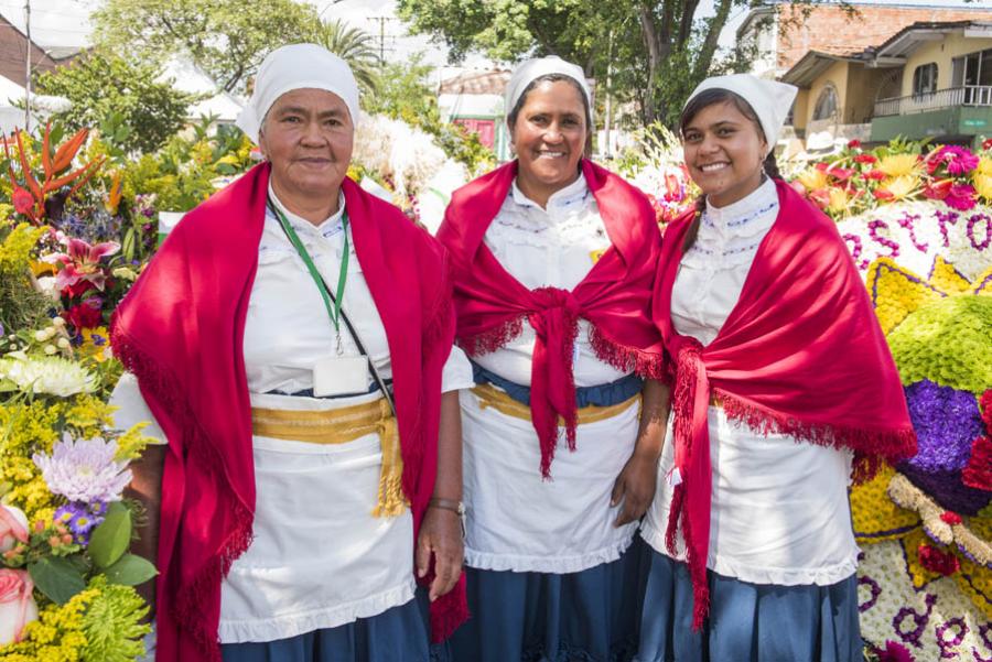 Silleteras, Feria De Flores, Medellin, Antioquia, ...