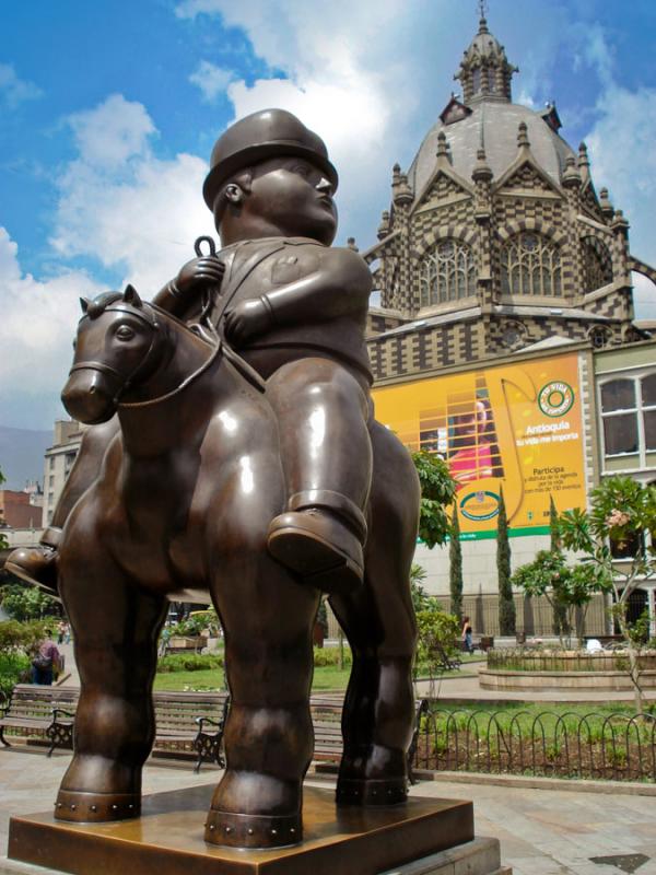 Hombre a Caballo, Medellin, Antioquia, Colombia