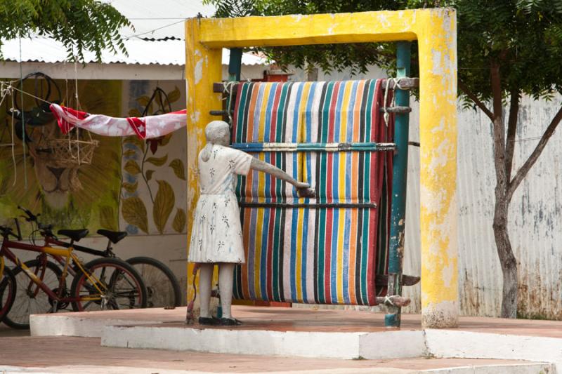 Monumento a la Tejedora, San Jacinto, Bolivar, Col...