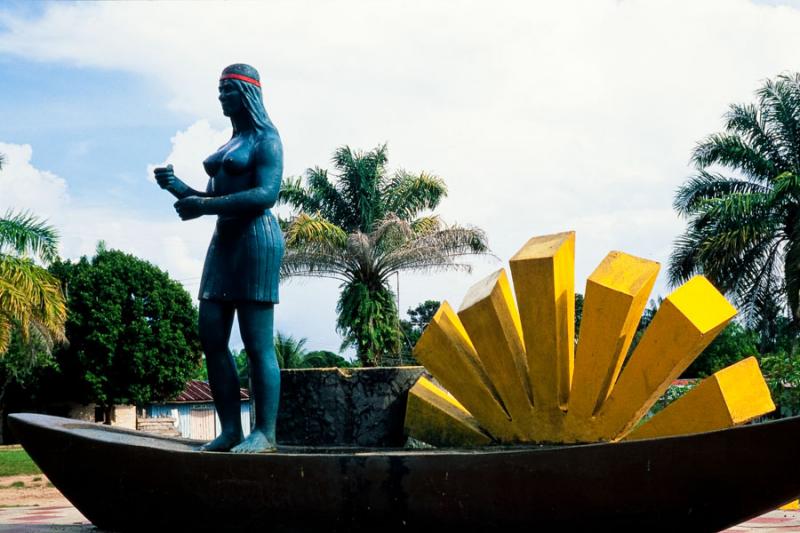 Monumento a la Princesa Inirida, Puerto Inirida, G...