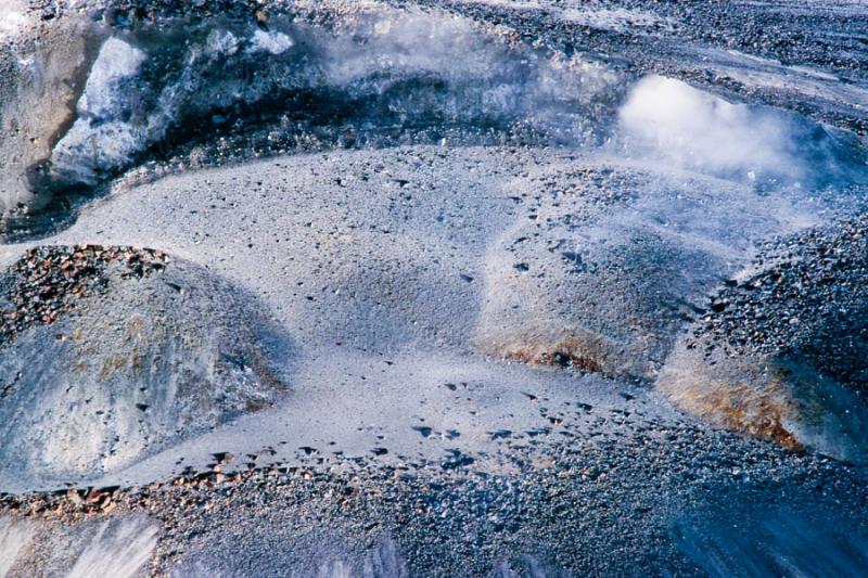 Interior del Crater del Volcan Purace, Parque Naci...