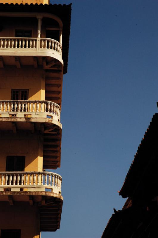 Edificio en la Plaza Santo Domingo, Cartagena, Ciu...