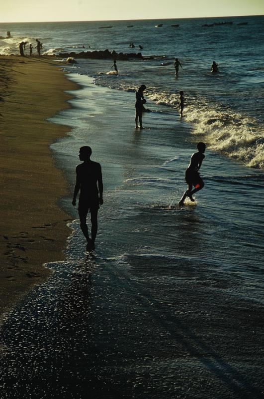 Personas en la Playa, Riohacha, Guajira, Colombia