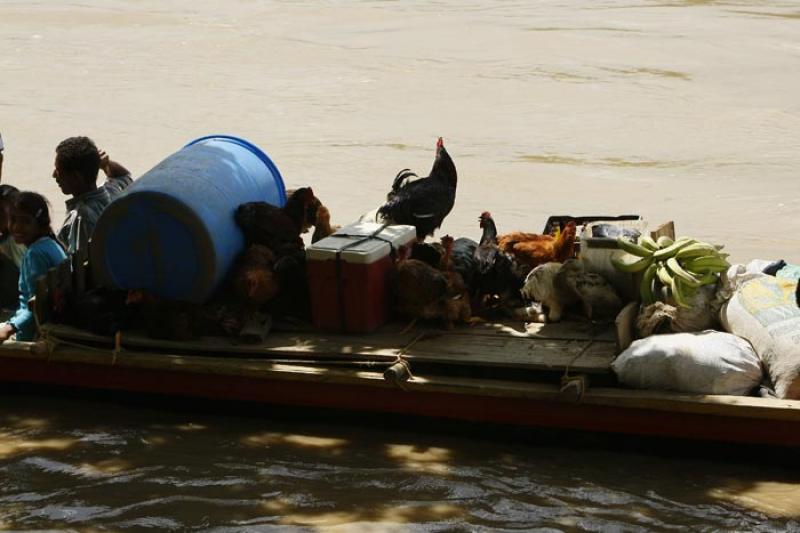 Canoa en el Rio San Jorge, Montelibano, Cordoba, C...