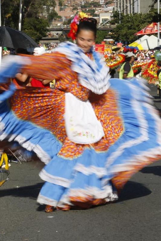 Bailarina en el Desfile de Silleteros, Medellin, A...