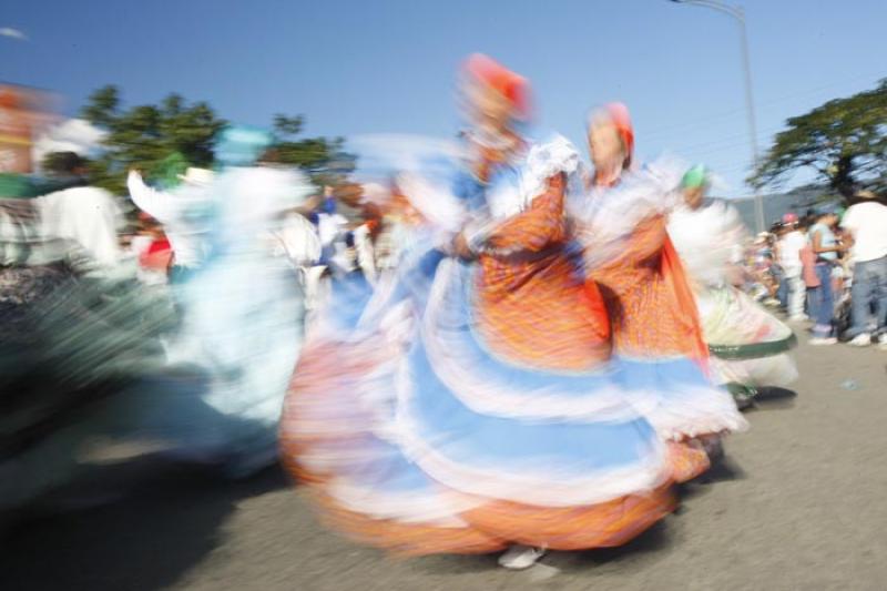 Grupo Folclorico en el Desfile de Silleteros, Mede...