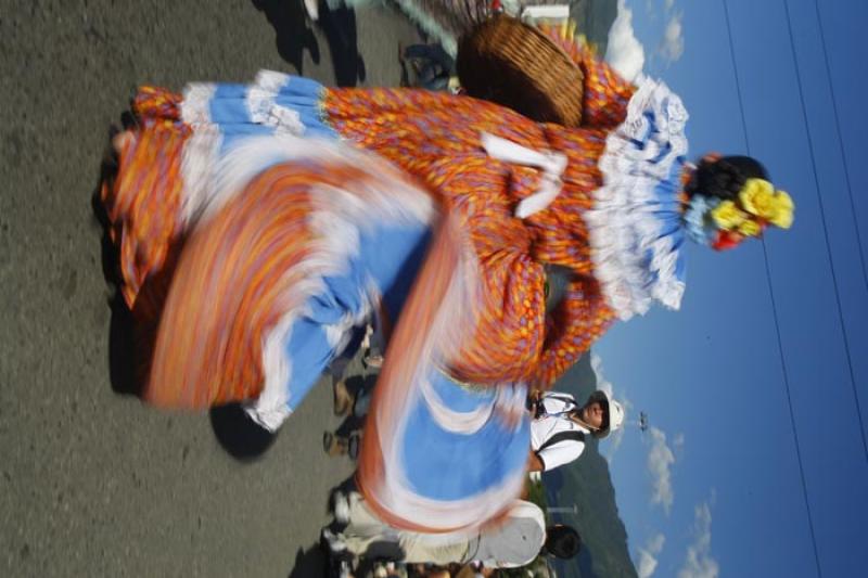 Bailarina en el Desfile de Silleteros, Medellin, A...