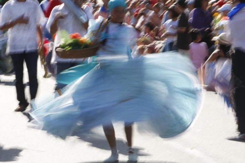 Bailarina en el Desfile de Silleteros, Medellin, A...