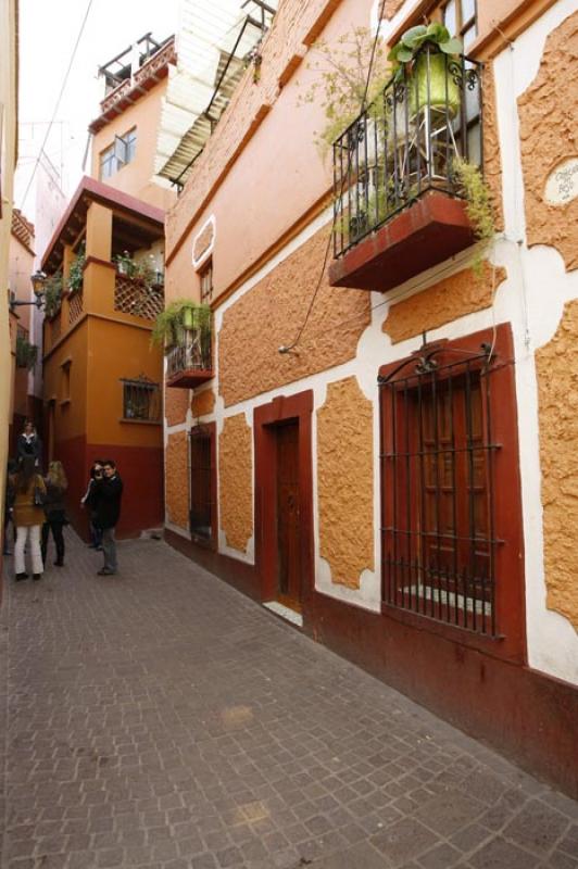 Callejon del Beso, Guanajuato, Mexico, America