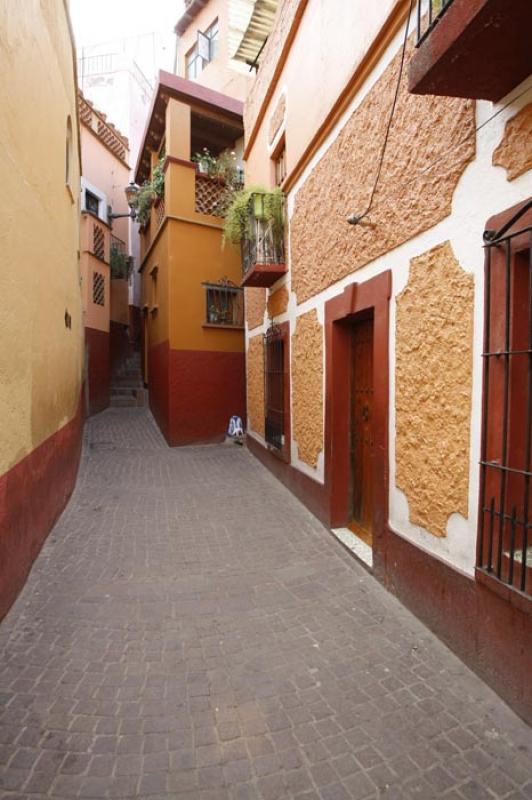 Callejon del Beso, Guanajuato, Mexico, America