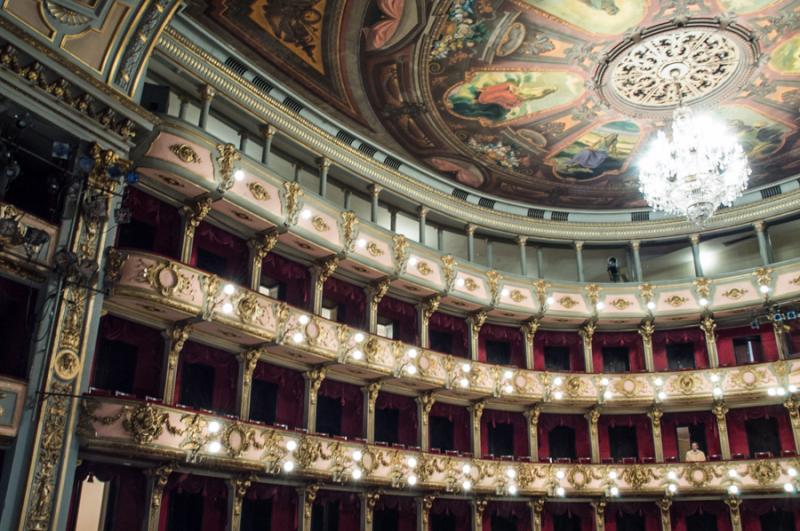 Teatro Cristobal Colon, La Candelaria, Bogota, Cun...