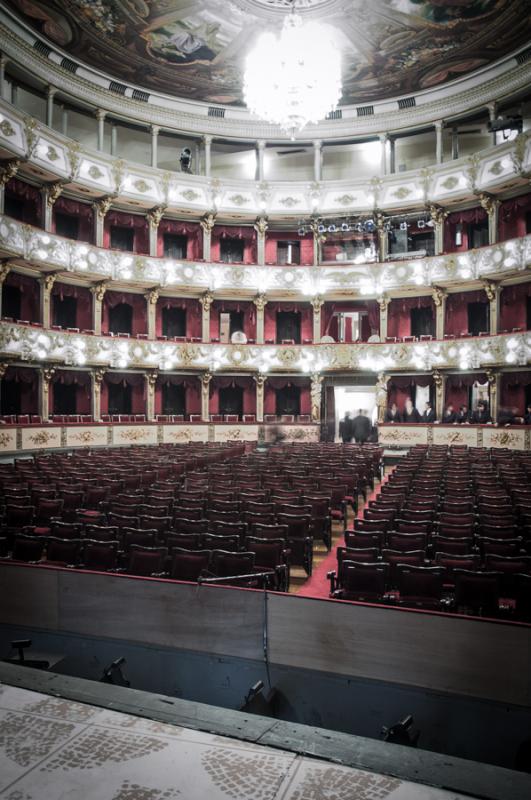 Teatro Cristobal Colon, La Candelaria, Bogota, Cun...