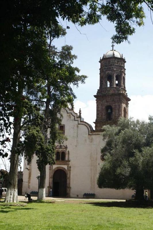 Templo de Nuestra SeÃ±ora de la Soledad, Tzintzu...