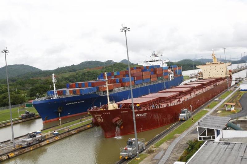 Miraflores Locks, Canal de Panama, Panama, America...