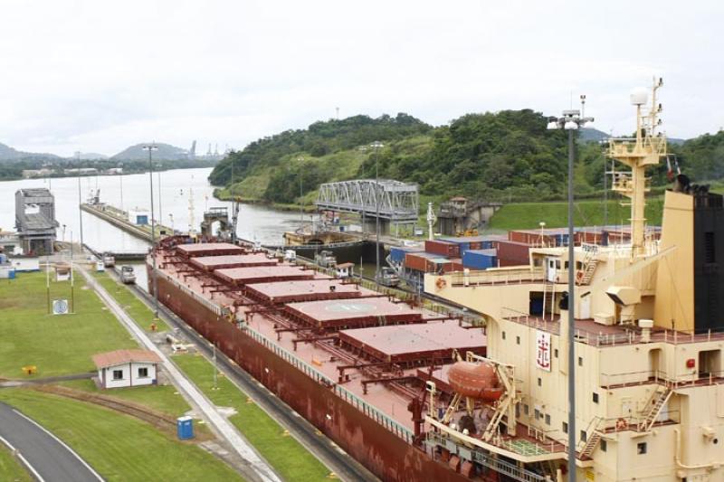 Miraflores Locks, Canal de Panama, Panama, America...