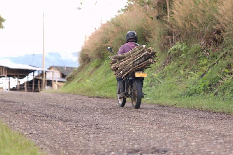 Hombre en Motocicleta, Huila, Neiva, Colombia