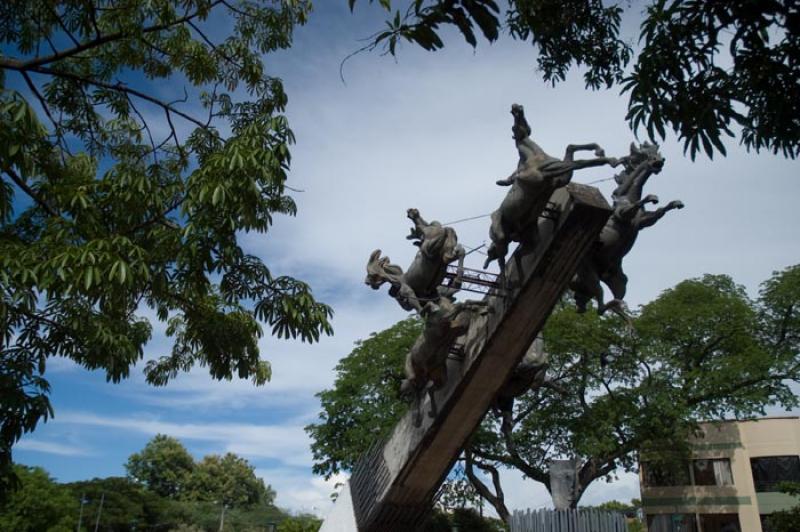 Monumento a los Potros, Neiva, Colombia